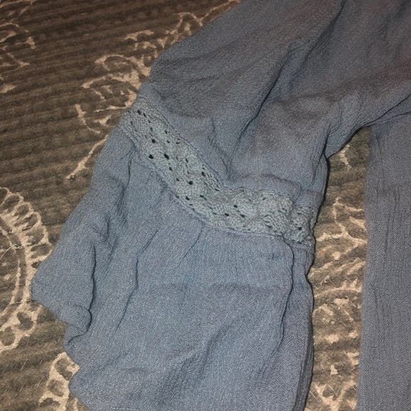 Pacsun off shoulder blouse - Picture 2 of 2